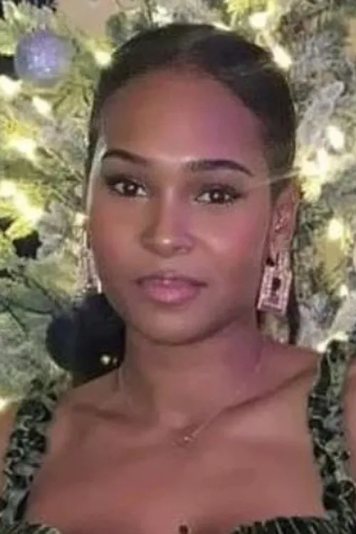 Samson Kayo ha trabajado con Nadine Mills en 2 ocasiones