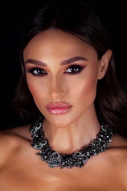 Alexandra Fotiou ha trabajado con Nafsika Panagiotakopoulou en 1 ocasiones