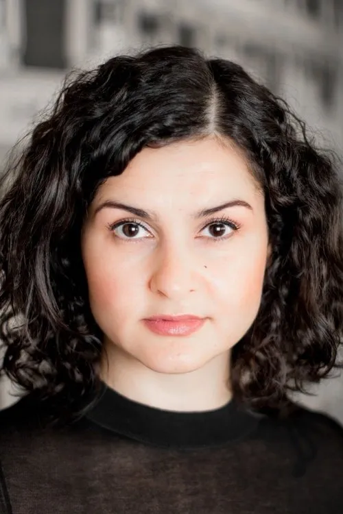 Alice Gruia ha trabajado con Nagmeh Alaei en 1 ocasiones