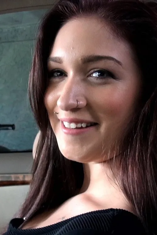 Taylor May ha trabajado con Naiomi Mae en 5 ocasiones