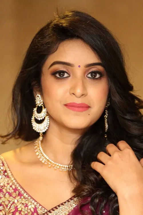 Nakshatra interpretando a Pallavi