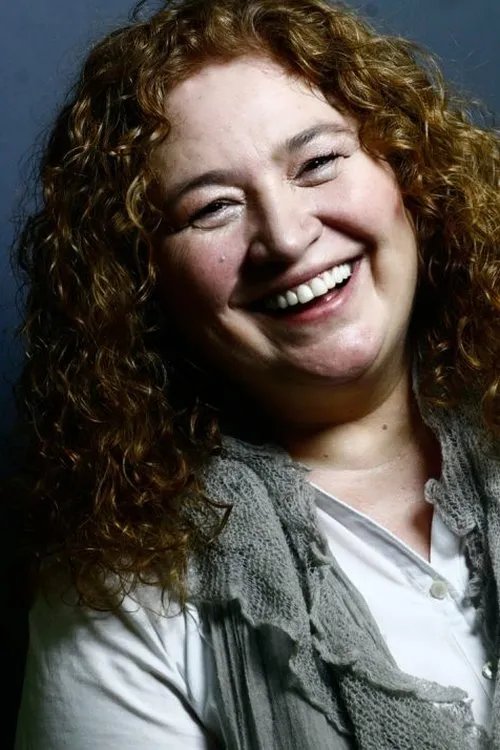 Nalan Okçuoğlu — personaje: Hatice Dal