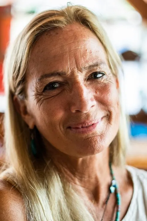 Mike Heithaus ha trabajado con Nan Hauser en 1 ocasiones