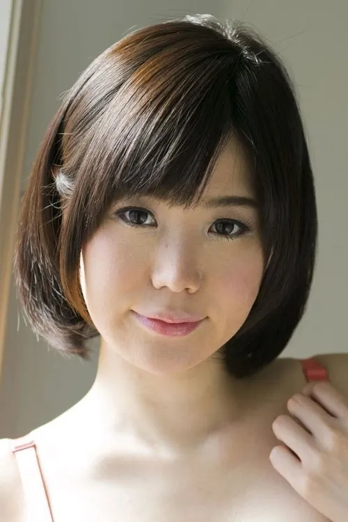 Nanako Mori interpretando a Kannazuki Misa