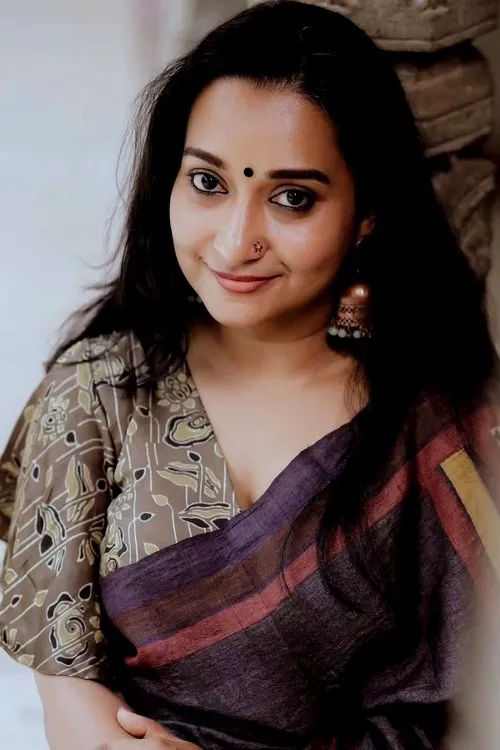 Devanandha ha trabajado con Nandini Gopalakrishnan en 1 ocasiones