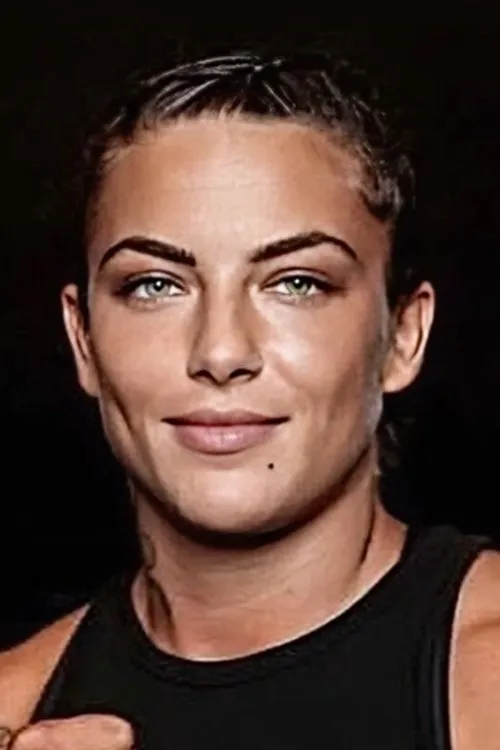 Naomi Mannes interpretando a Self