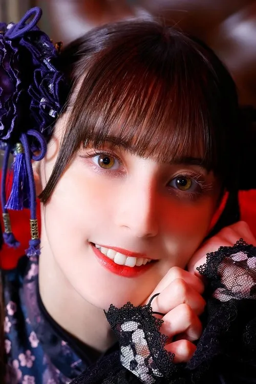 Naomi Payton interpretando a Self