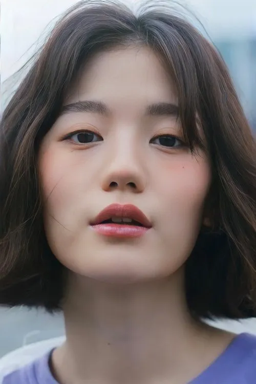 Tanshi Bumrungkit ha trabajado con Napassanan Sirindasuphasiri en 1 ocasiones