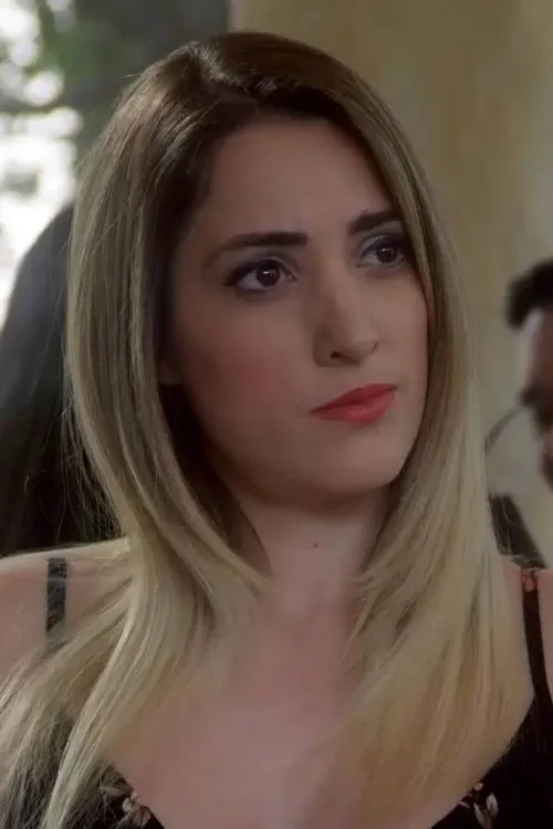 Joel Navarro ha trabajado con Nara Burgos en 1 ocasiones