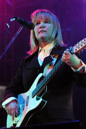 ????????? ??????? ha trabajado con Настя Полева en 1 ocasiones