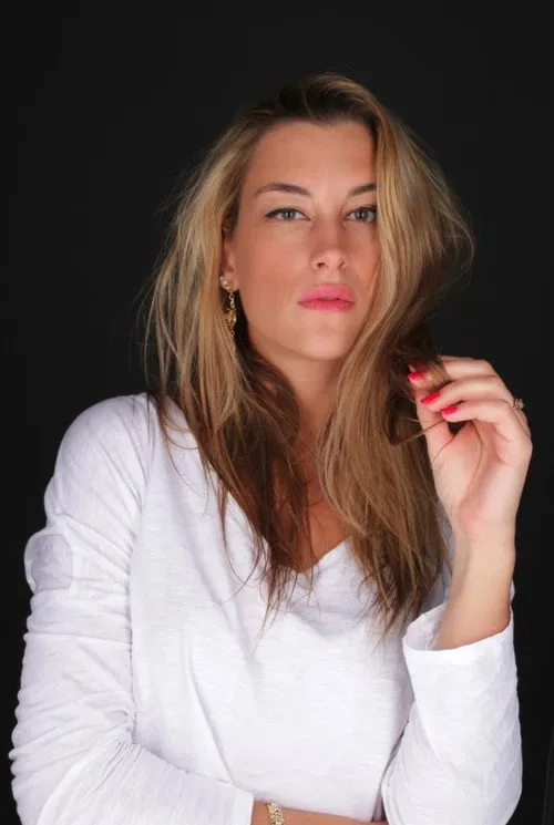 Blaise Nally ha trabajado con Natalia Ortonowska en 1 ocasiones