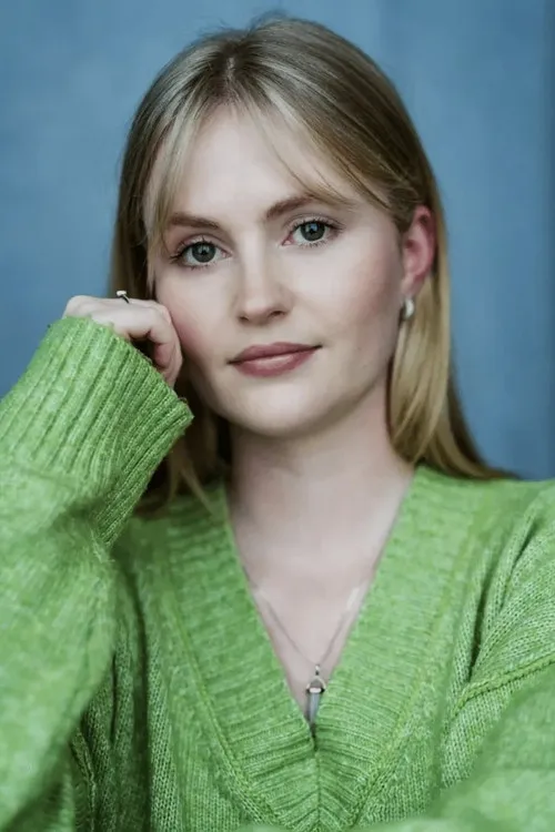 Tama Phethean ha trabajado con Natalie Oliver en 1 ocasiones