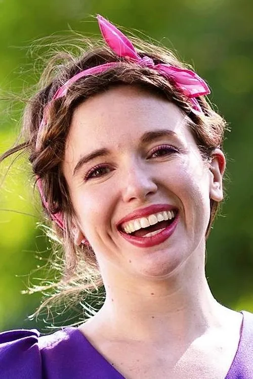 Foto de perfil del actor Natalie Palamides en el reparto