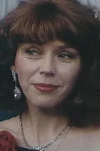 Caroline Milmoe ha trabajado con Natalya Kovalyova en 1 ocasiones