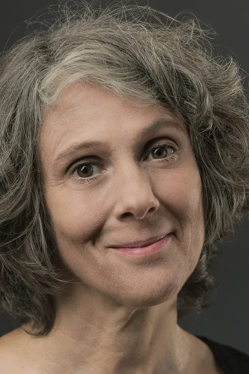 Nataša Tič Ralijan interpretando a