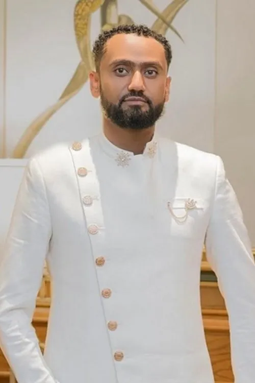 Miki Tesfaye ha trabajado con Natay Getachew en 1 ocasiones