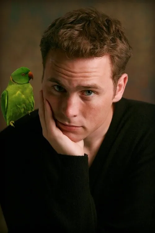 Nate Eco interpretando a Bill