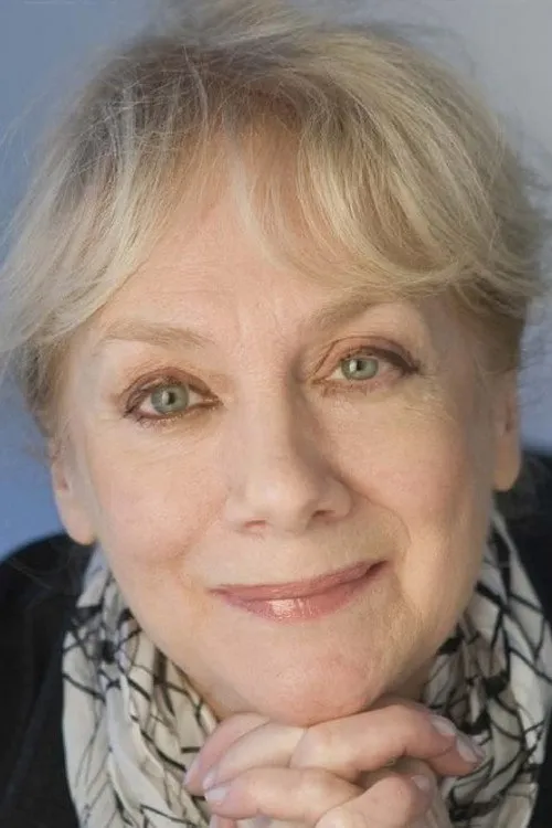 Nathalie Naubert interpretando a Jacquie Dufault
