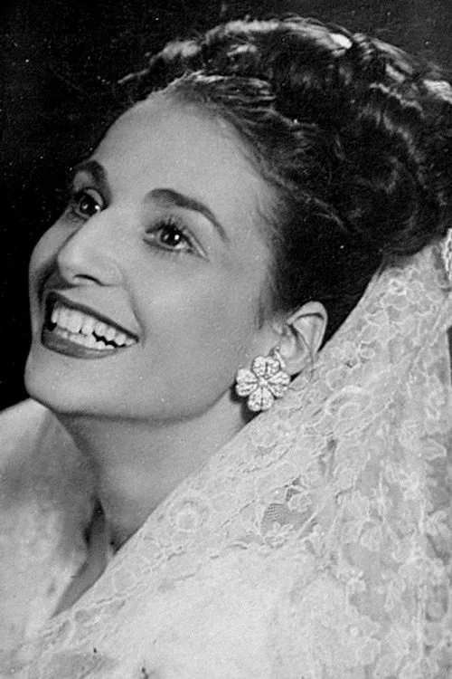 Máximo San Juan ha trabajado con Nati Mistral en 1 ocasiones