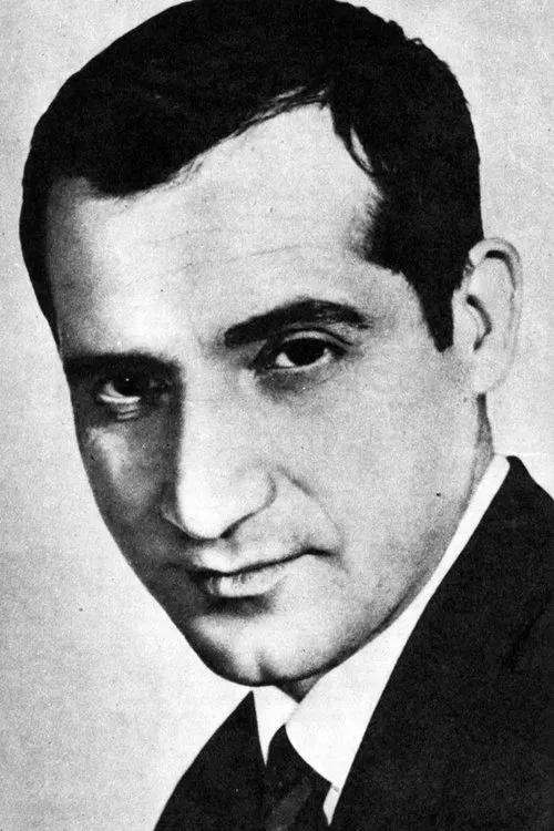 Petar Popyordanov ha trabajado con Naum Shopov en 2 ocasiones