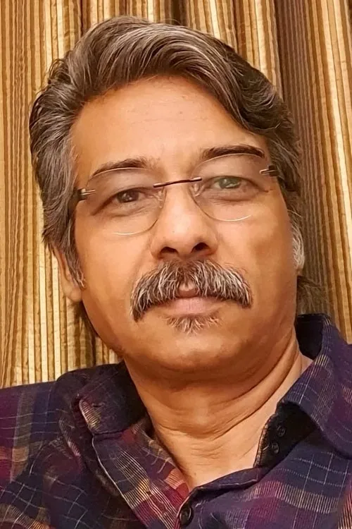 Naved Aslam — personaje: Chand Raichand