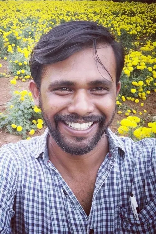 Naveen J Kumar — personaje: Krishna Kumar