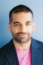 Graeme Thomas King ha trabajado con Navi Dhanoa en 1 ocasiones