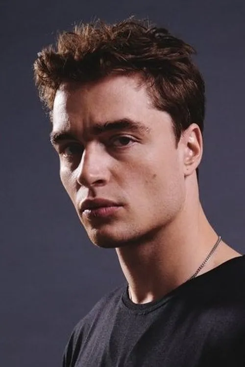 Назар Грабар interpretando a cameo