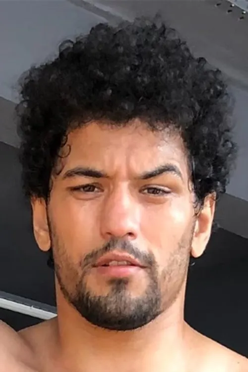 Neeraj Goyat interpretando a Self