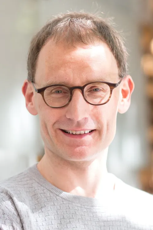 Barbara Codalli ha trabajado con Neil Ferguson en 1 ocasiones