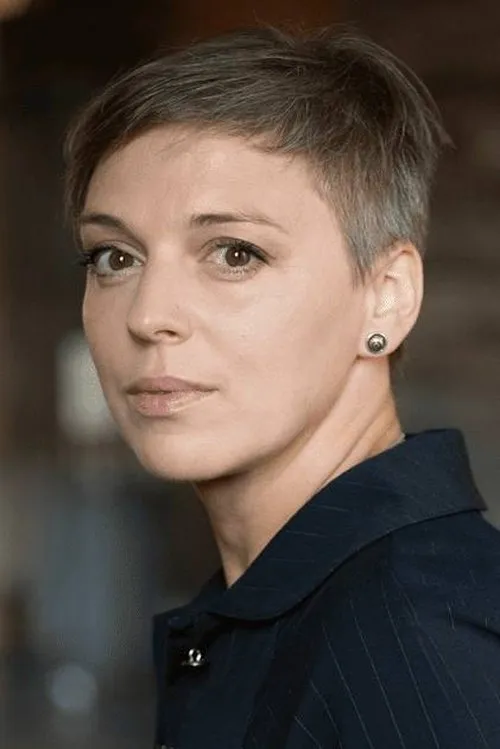 ?????? ????????? ha trabajado con Нелли Уварова en 2 ocasiones