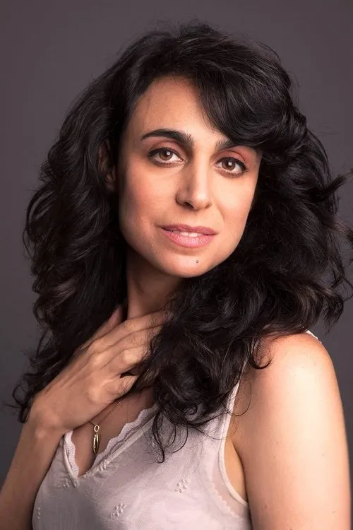 Neta Shpigelman interpretando a 