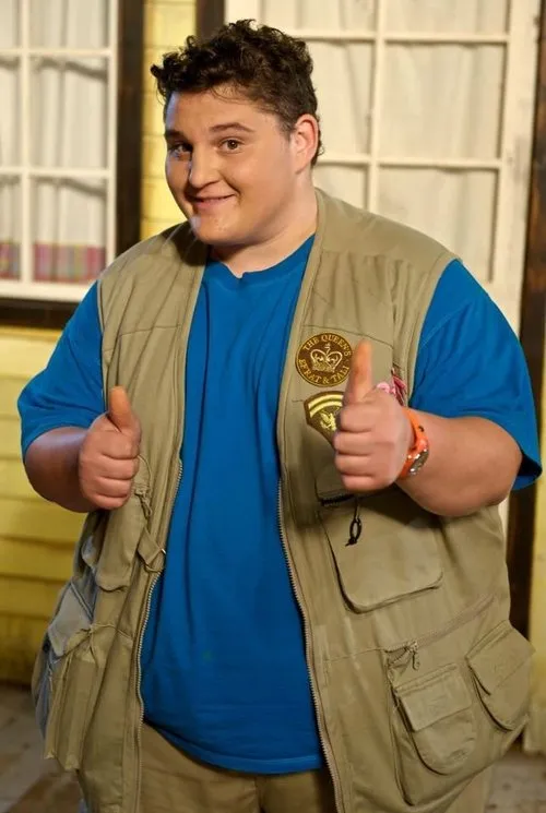 Neveh Tzur — personaje: ????