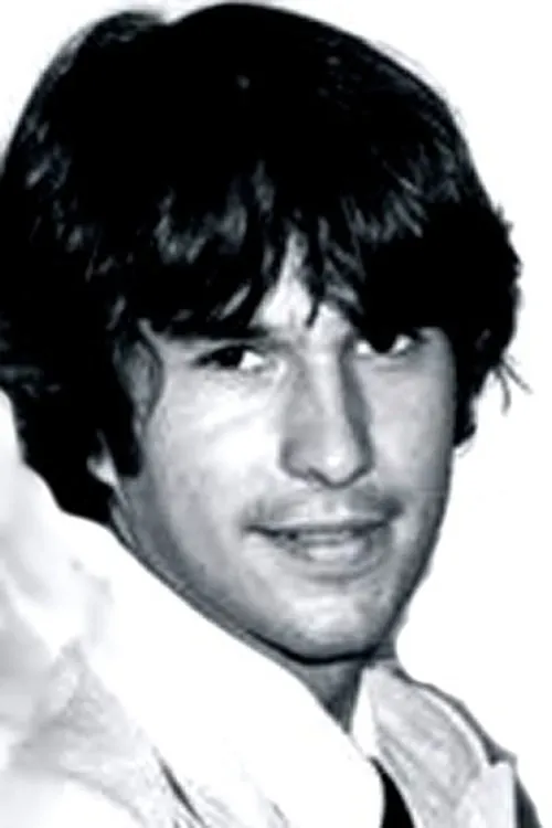 Ney Santanna interpretando a 