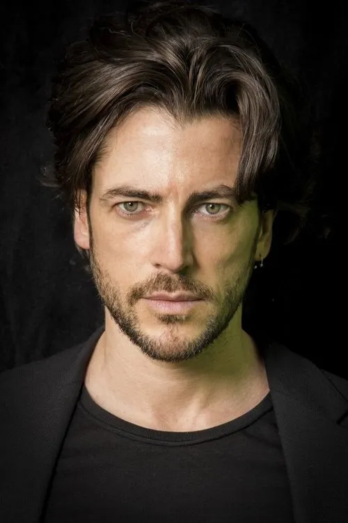 María Pedroviejo ha trabajado con Ángel de Miguel en 1 ocasiones