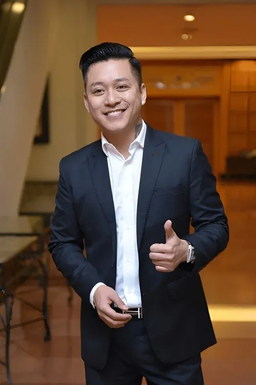 Trung Hi?u ha trabajado con Nguyễn Tuấn Hưng en 1 ocasiones