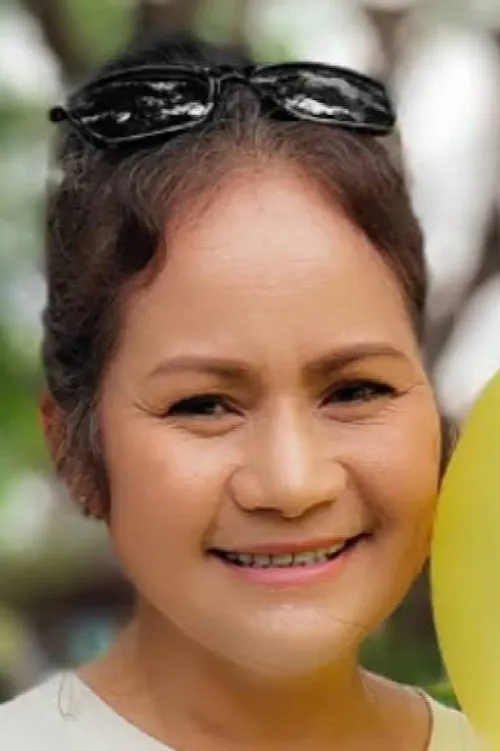 ????????? ???? ha trabajado con Nichapa Phornchaimeteekul en 1 ocasiones