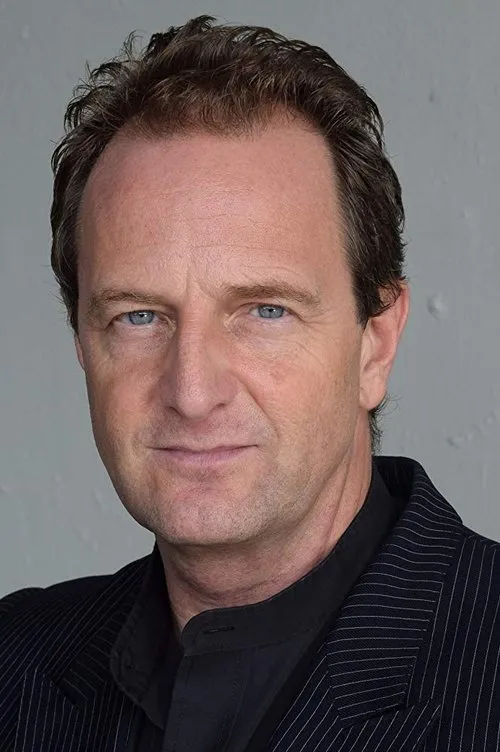 Colleen Fitzpatrick ha trabajado con Nicholas Hosking en 1 ocasiones