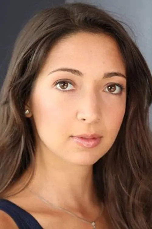 Nichole Yannety en su biografía y filmografía