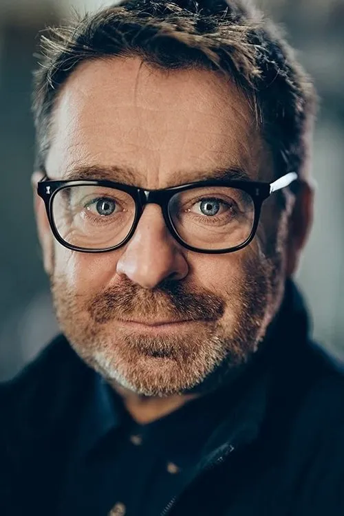 Abbie Hern ha trabajado con Nick Raggett en 1 ocasiones