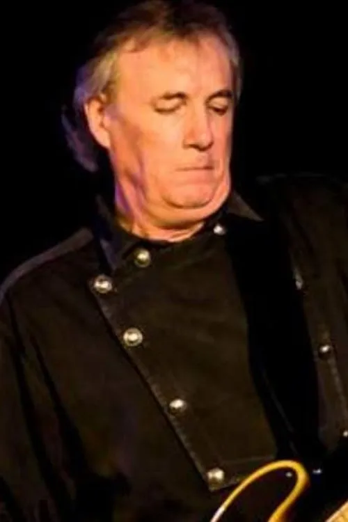 Nick Simper interpretando a Himself - Bass, Backing Vocals