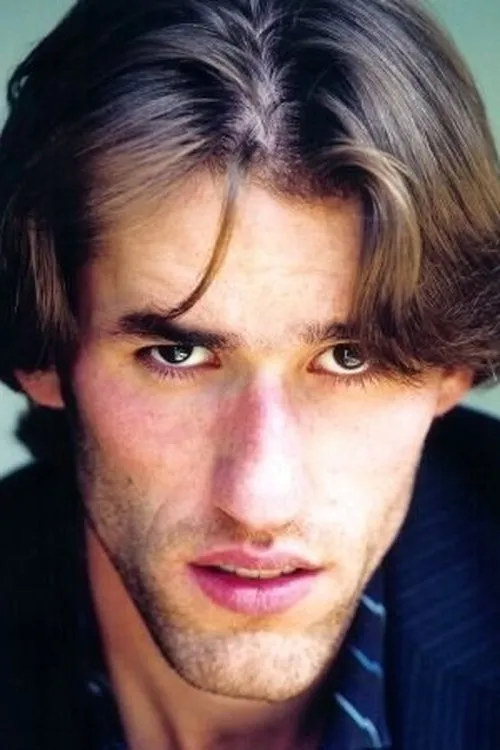 Everett Sifuentes ha trabajado con Nick Sowell en 1 ocasiones