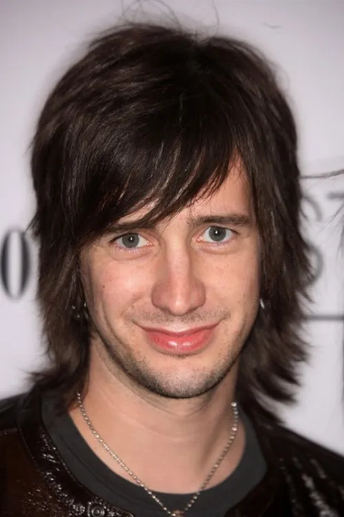 Luke Doucet ha trabajado con Nick Wheeler en 1 ocasiones