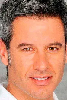 Nico Abad en su biografía y filmografía