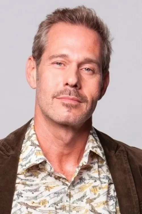 Nico Puig — personaje: Fred Zapata