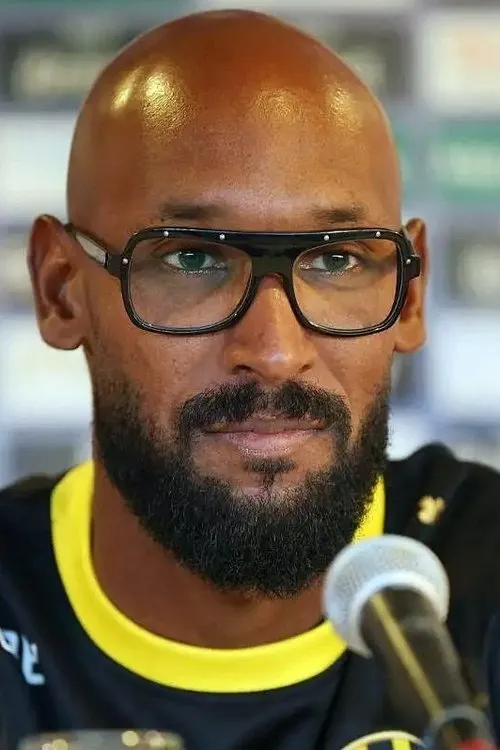 Nicolas Anelka interpretando a Self