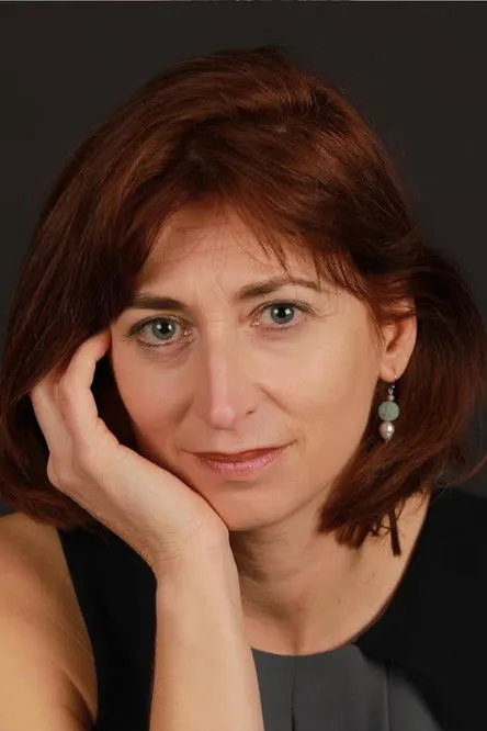 Isabelle Menke ha trabajado con Nicole Bachmann en 1 ocasiones