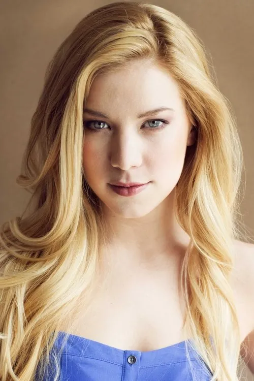 Nicole Coulon interpretando a Laurel