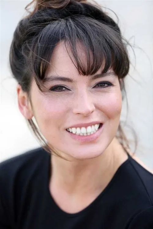 Nihan Aşıcı en su biografía y filmografía