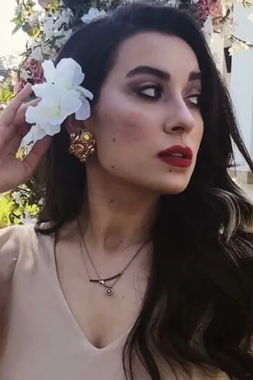 Nihan Tufekcioglu en su biografía y filmografía